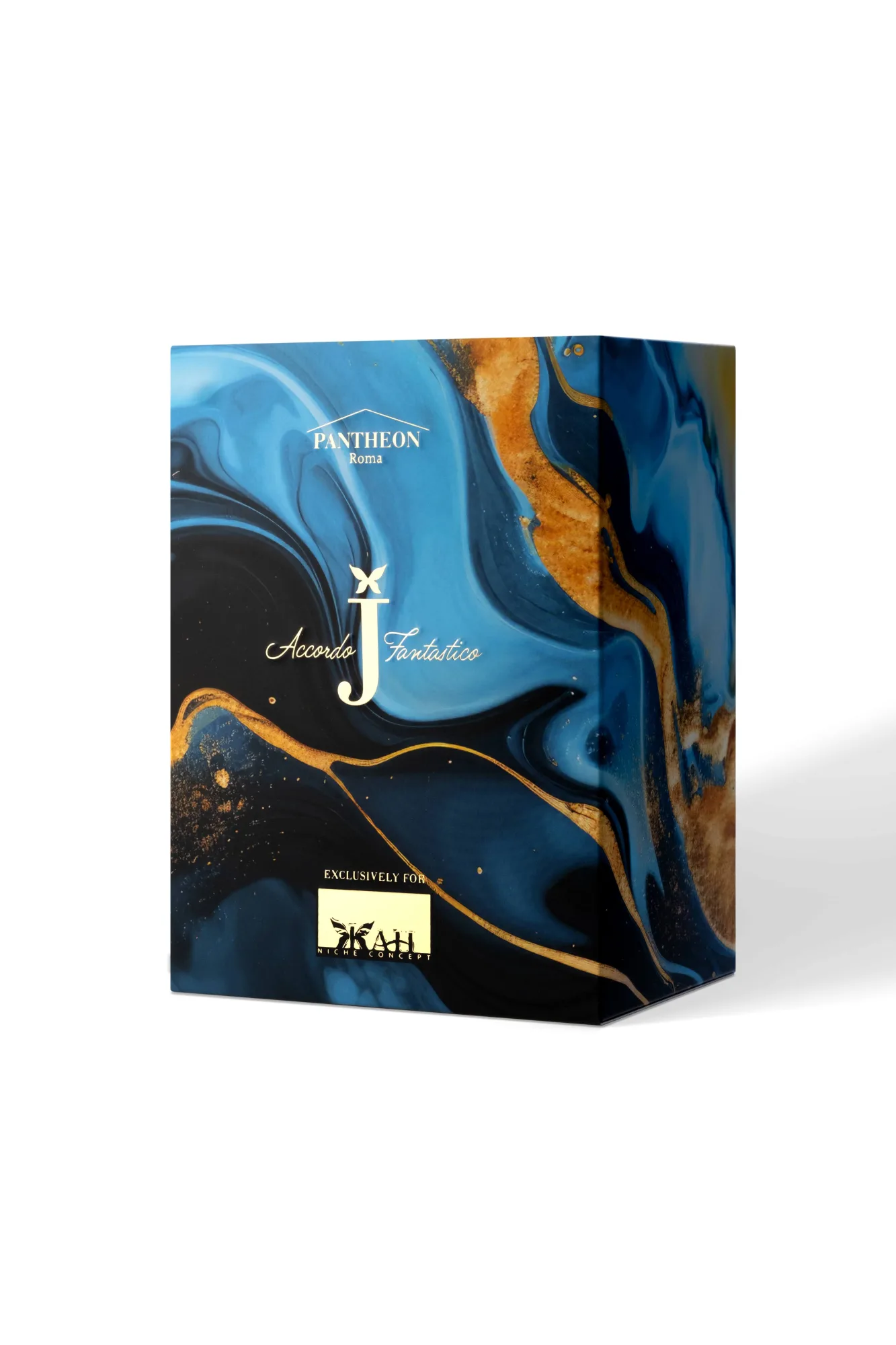 Accordo Fantastico by Pantheon Roma, outer packaging on white