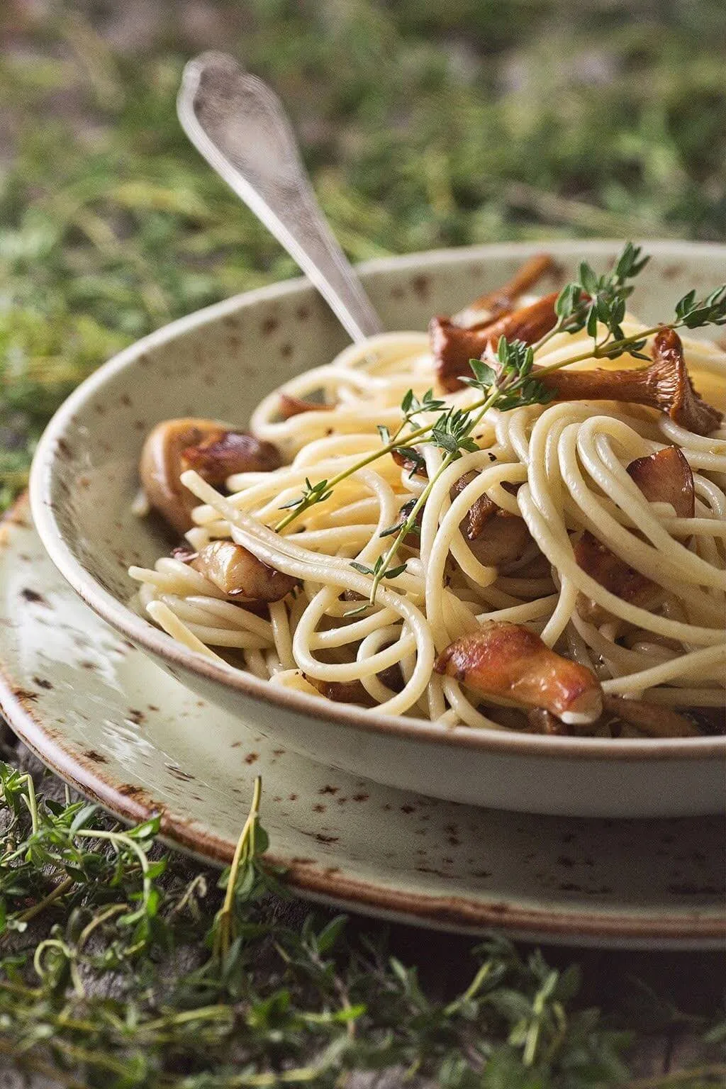 Pasta with chanterelles · recipe shot